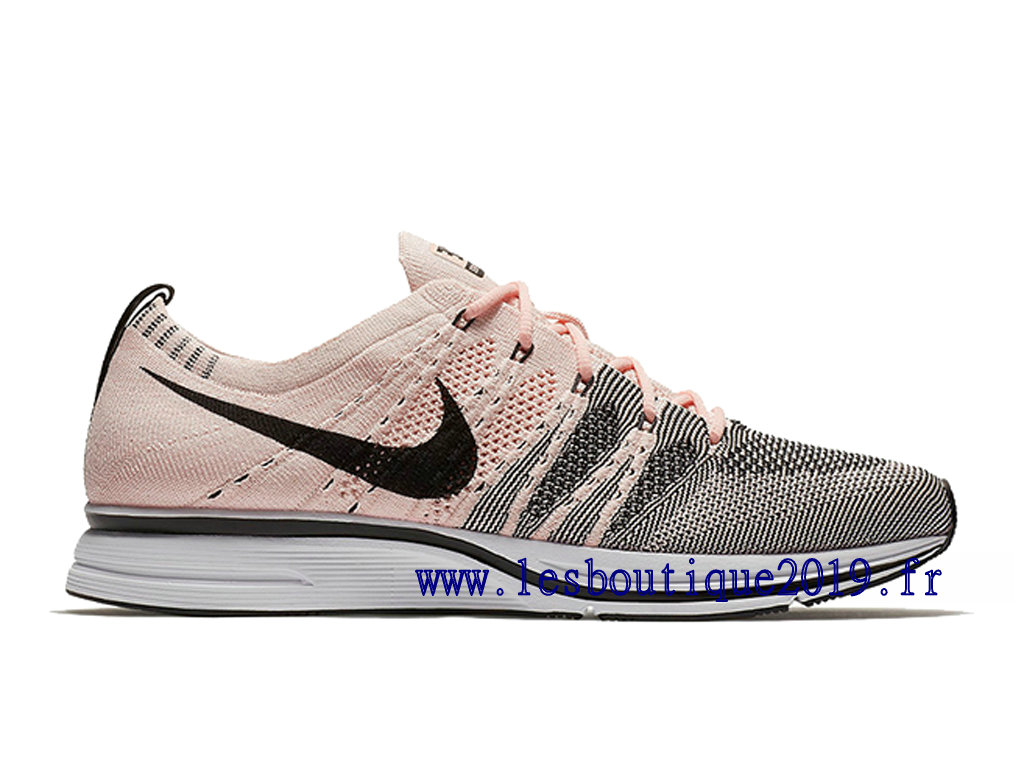 nike pink flyknit trainers